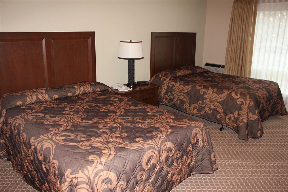 The Monticello Hotel ลองวิว ภายนอก รูปภาพ