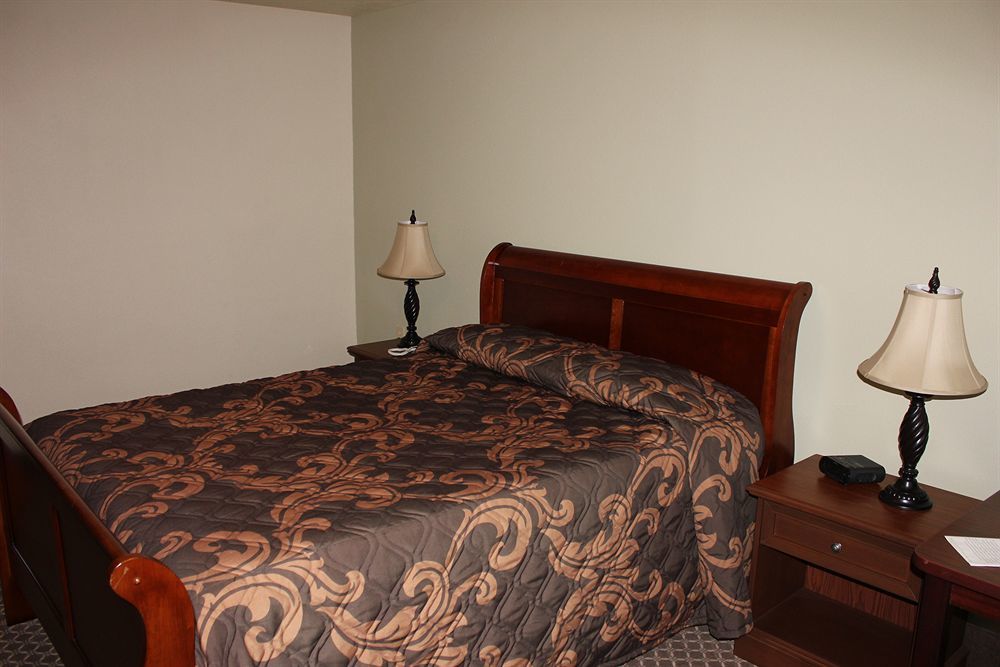 The Monticello Hotel ลองวิว ภายนอก รูปภาพ